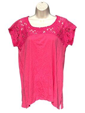 DKNY Jeans Pink Lace Yoke Short Sleeve Top Scoop Neck Romantic Casual Boho Style